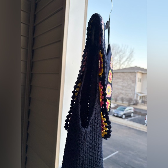 🆕Rain+Rose Navy Crochet Granny Square Sweater Top SizeM Boho Cottagecore Cotton - Picture 8 of 11